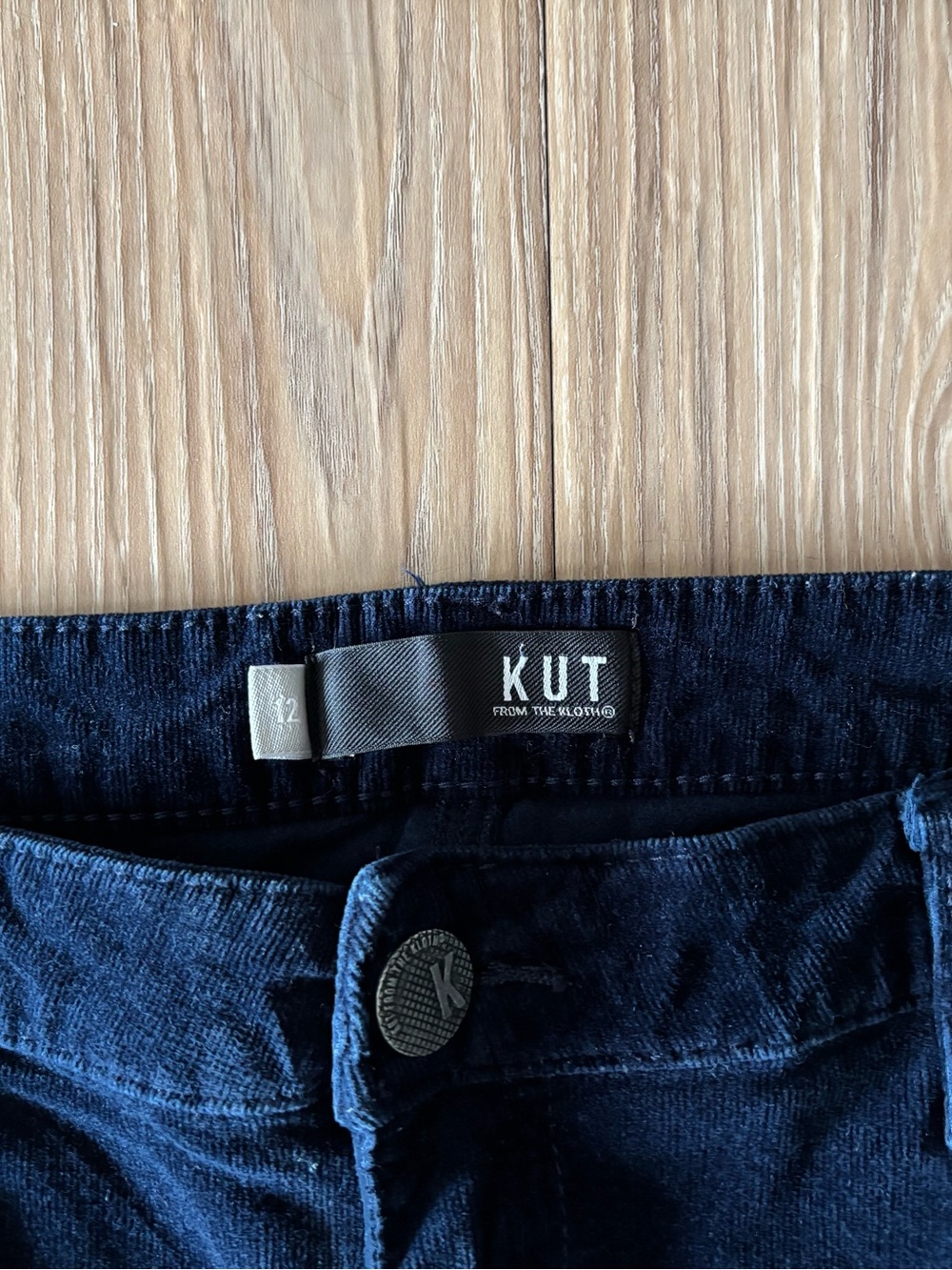 KUT from the Kloth Karen Baby Bootcut Corduroy Pants Navy Blue Womens 12 Preppy - Picture 8 of 12